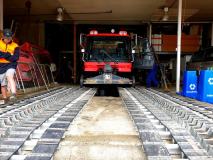 Taking-the-tracks-off-the-groomer